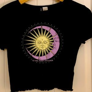 H&M Sun & Moon Baby Tee NWOT size Small